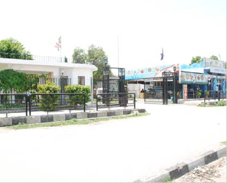 Amrapali Hotel & Resort